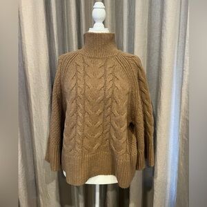 BANANA REPUBLIC turtle neck wide sleeve sweater